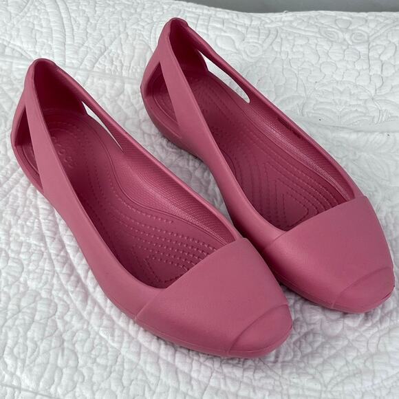Crocs Women's Size 8 Pink Ballet Flat Pointed Toe Summer Beach Vacation Sandal - Picture 1 of 9